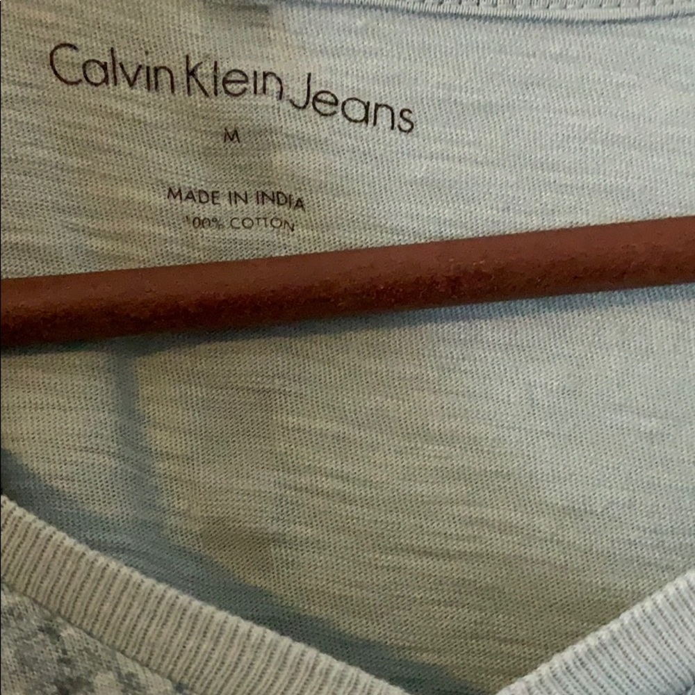 Calvin Klein - Picture 3 of 5